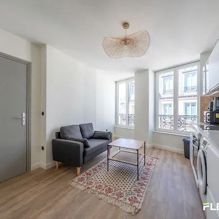 Bright T2 Near Grands Boulevards 10th Appartement Parijs